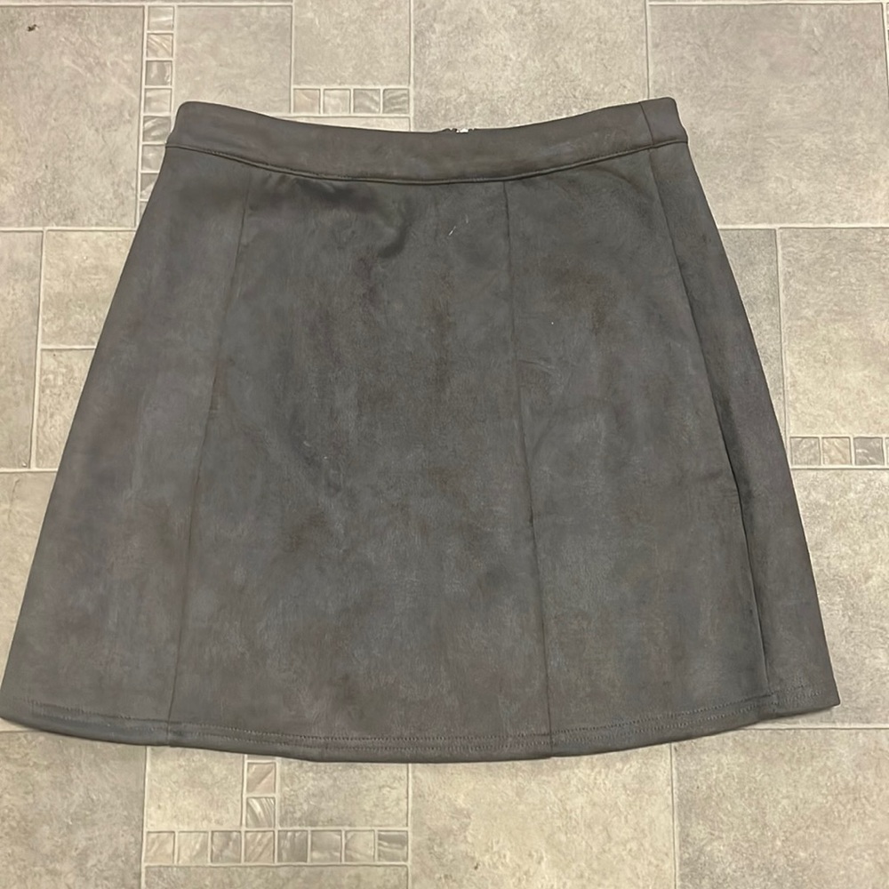 Grey skirt